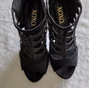 Women's Black Stiletto Shoes size 8M